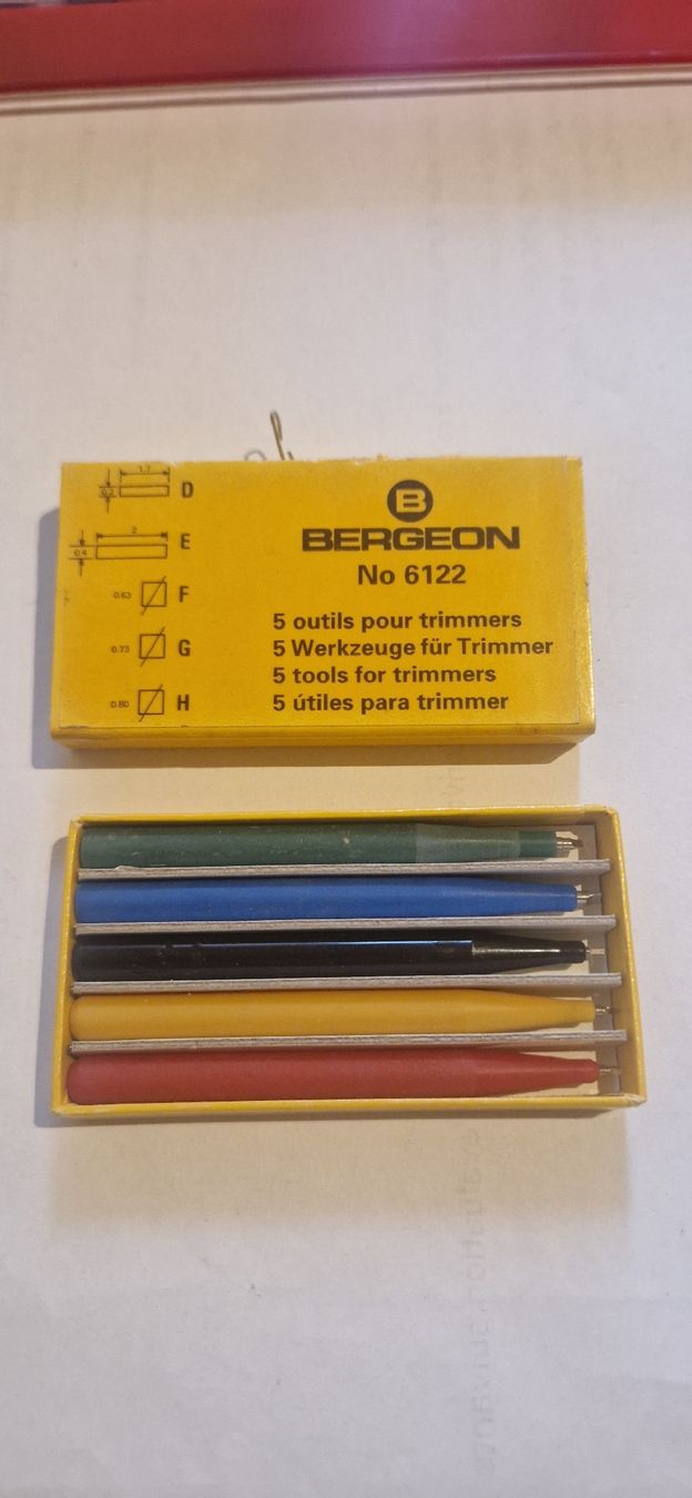 Bergeon Tutti gli attrezzi: Bergeon 5 outils pour trimmers – Usato da Genthod venduto da pra_fs6q