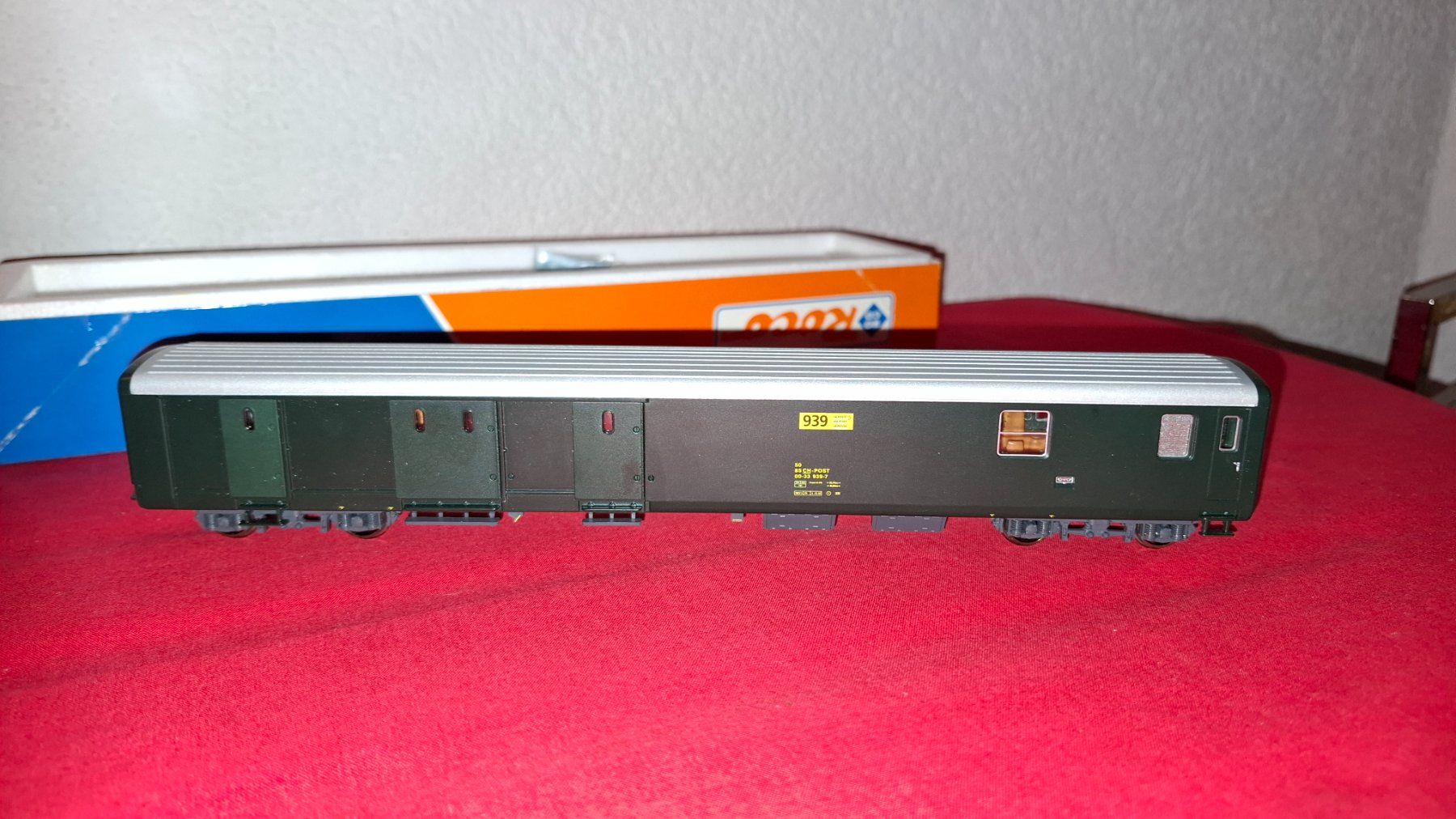 Roco Modellini di ferrovie: Roco : Postwagen 939 – Usato da Märwil venduto da Siebenzipfel