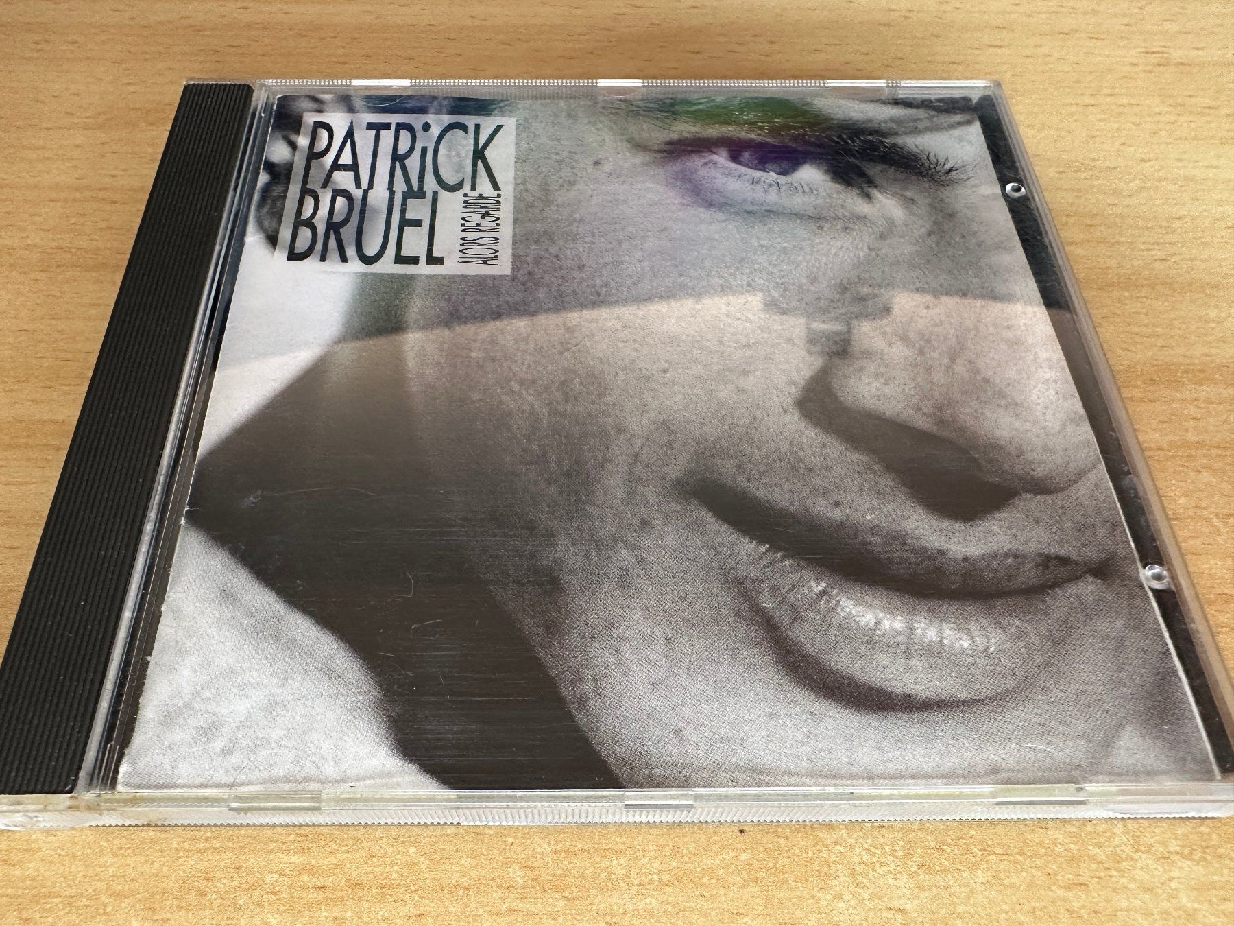 CD: Patrick Bruel – Alors Regarde – Usato da Rikon im Tösstal venduto da Alpenmutz