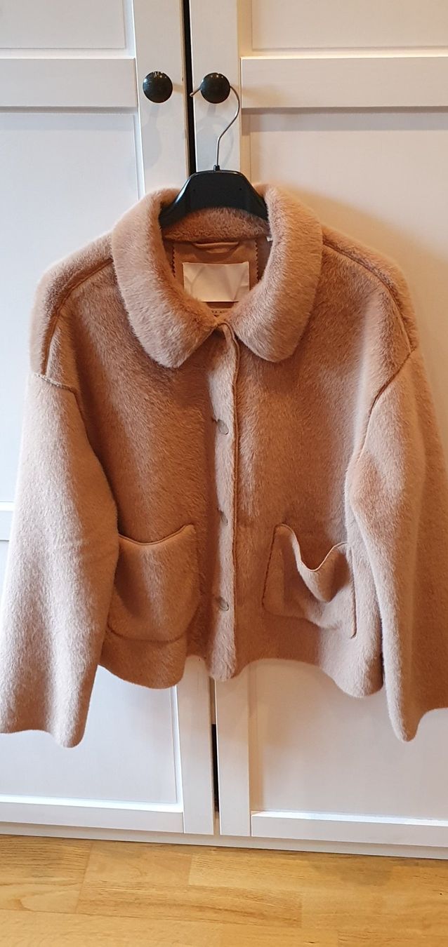Giacche: fabrikneue Jacke Kurzjacke Felloptik – Nuovo (secondo la descrizione) da Hittnau venduto da Gamoe 3