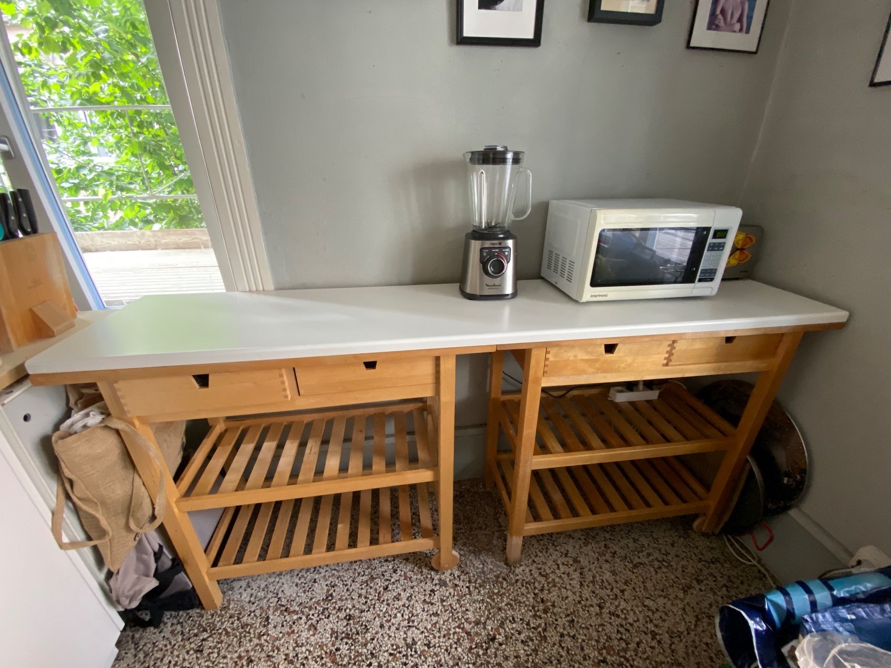 Ikea Cucine complete: Massive helle Kcheninsel mit 2 Schubladen & Arbeitsplatte – Usato da Zürich venduto da bea_2hk9 1