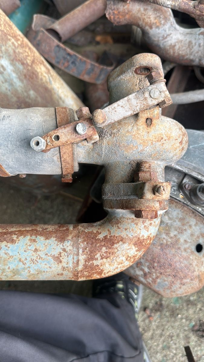 Accessori per altri veicoli: Diverse Holzgas Teile  – Usato da Höri venduto da Tuber 3