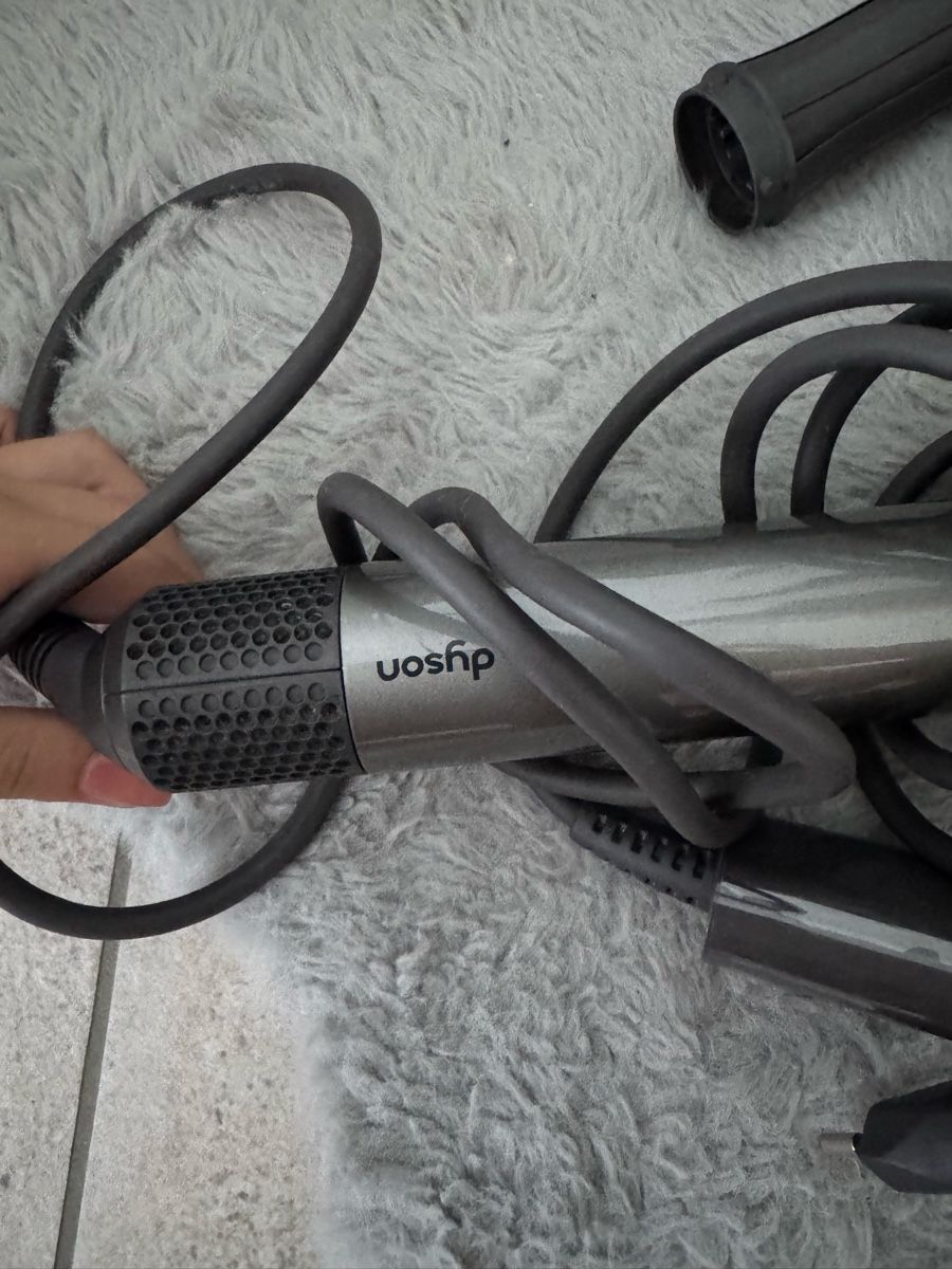 Dyson Asciugacapelli: Dyson Airwrap (gebraucht) – Nuovo (secondo la descrizione) da Oberuzwil venduto da lindrita.taipi 2