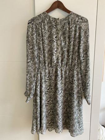 Kleid Grösse 38 mit Muster