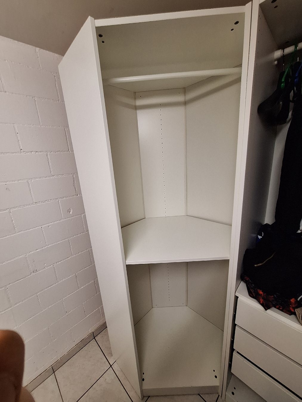 Ikea Schränke: Corner Wardrobe Pax – Gebraucht aus Bülach von dan_7scp