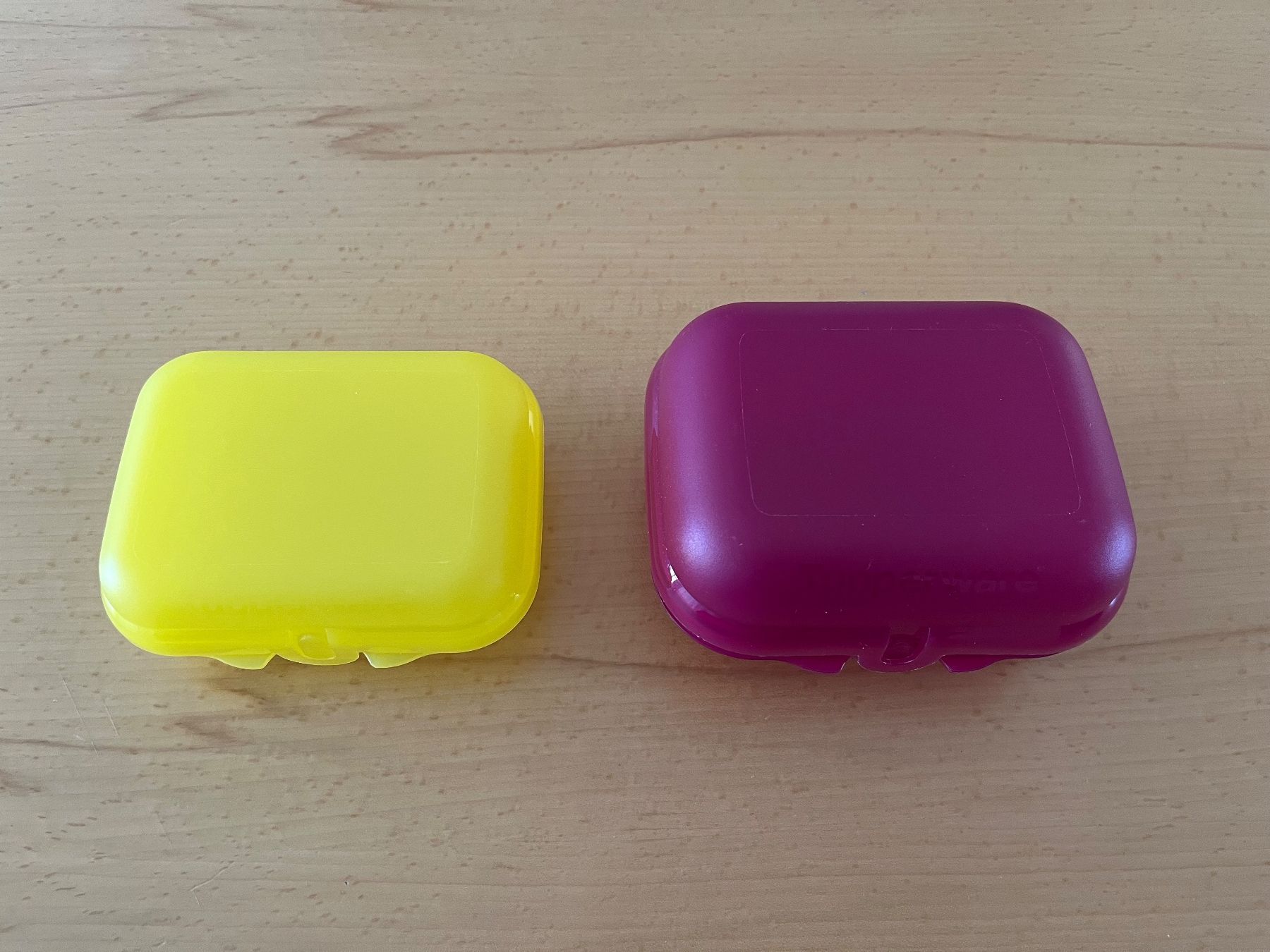 Contenitori & Simili: 2 TUPPERWARE Böxli – Usato da Jona venduto da tissot8645