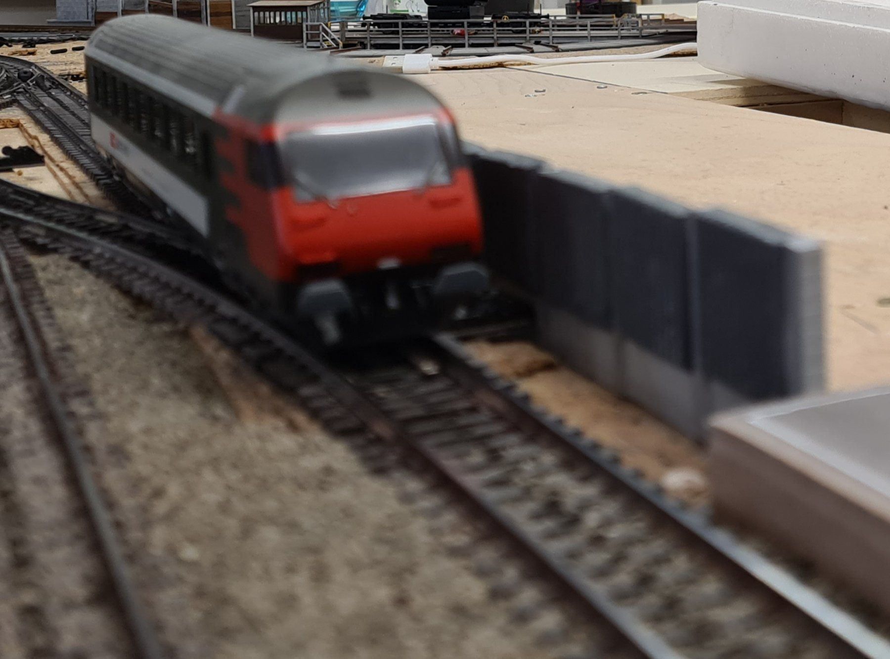 Trains électriques: Mur antibruit type CFF H0 – Neuf (Voir description) à la cibourg par t-m-a