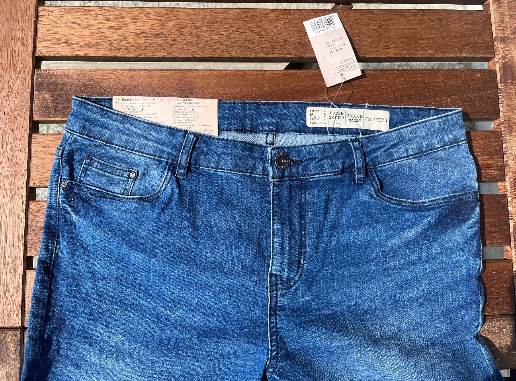 Jeans: Jeans taille 42 neufs – Nuovo e nell'imballaggio originale da Neuchâtel venduto da Virg30 4