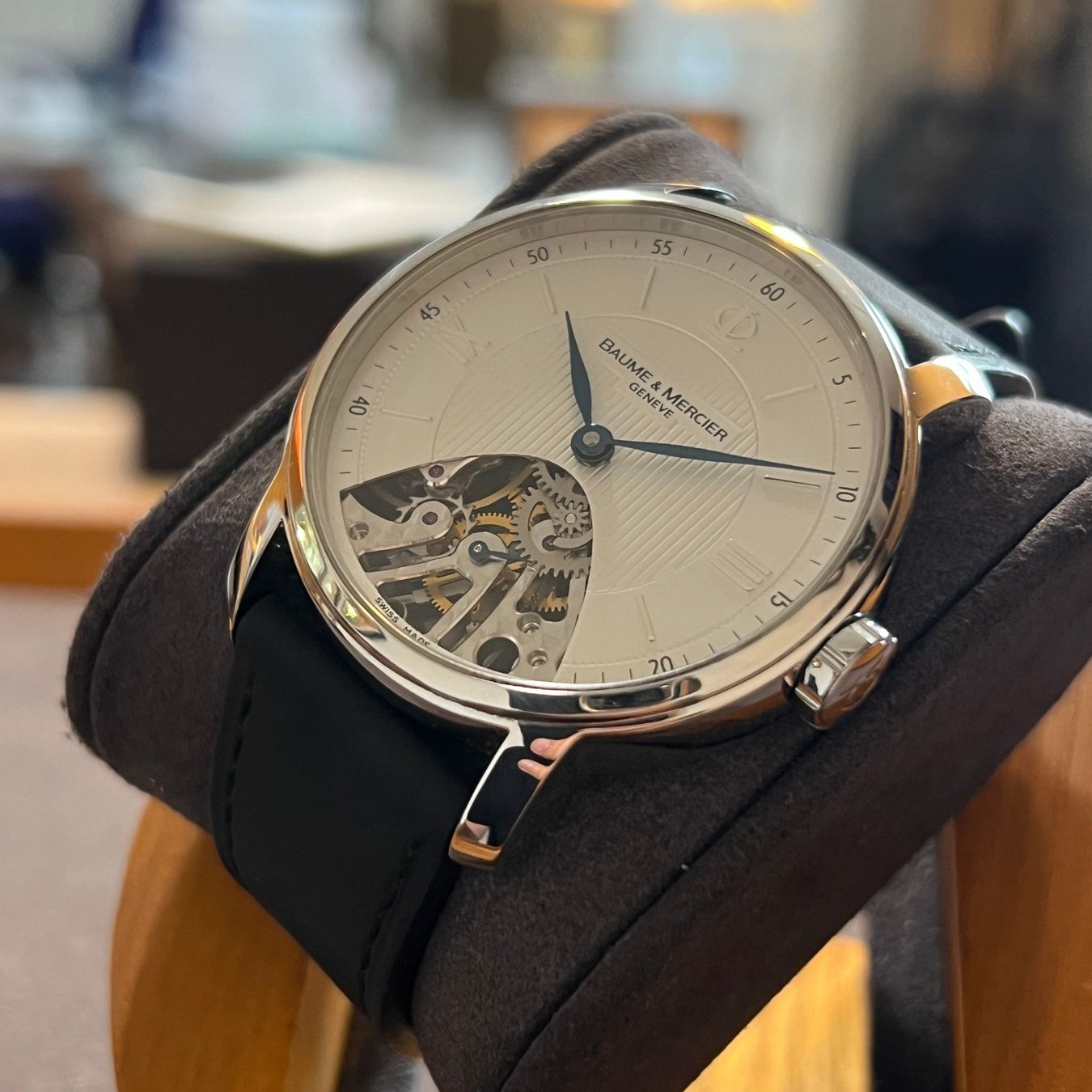 Baume & Mercier Montres: FLASH SALE Baume & Mercier Classima Executives Full Set MOA0 – D'occasion à Carouge GE par Watchaser 8