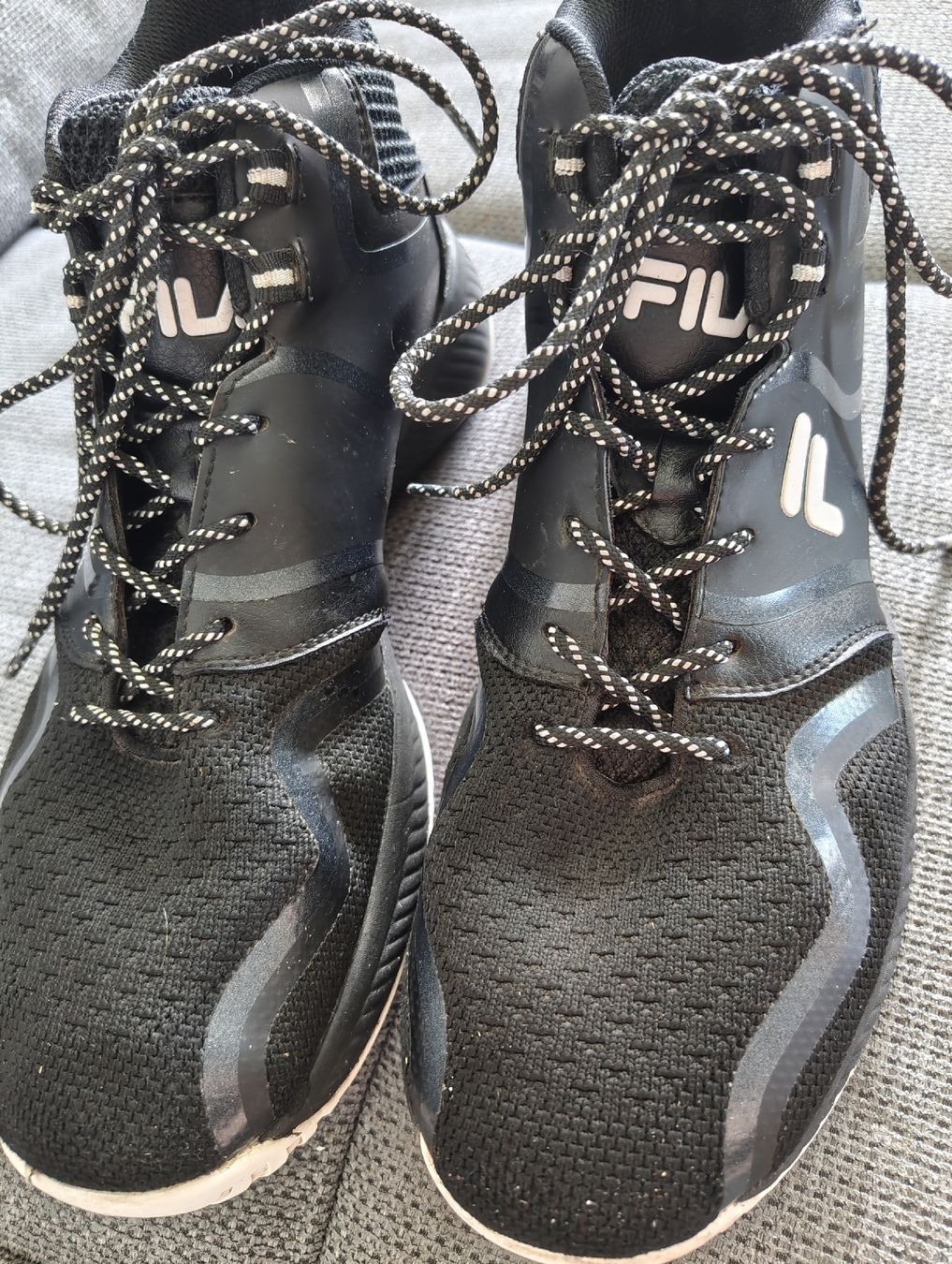 Herrenschuhe: Fila Schuhe schwarz Grösse 44 – Gebraucht aus Thierachern von _Sunshine_._ 3
