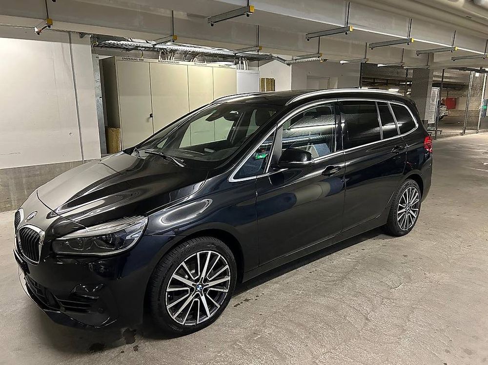 BMW 220i Gran Tourer 7-Sitzer mit Panoramadach und AHK (Gebraucht) in ...