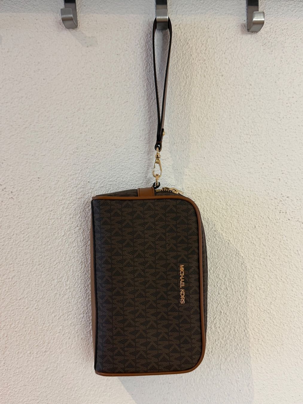 Michael Kors Borse da donna: Michael Kors Clutch Tasche – Usato da Dübendorf venduto da kmag-20