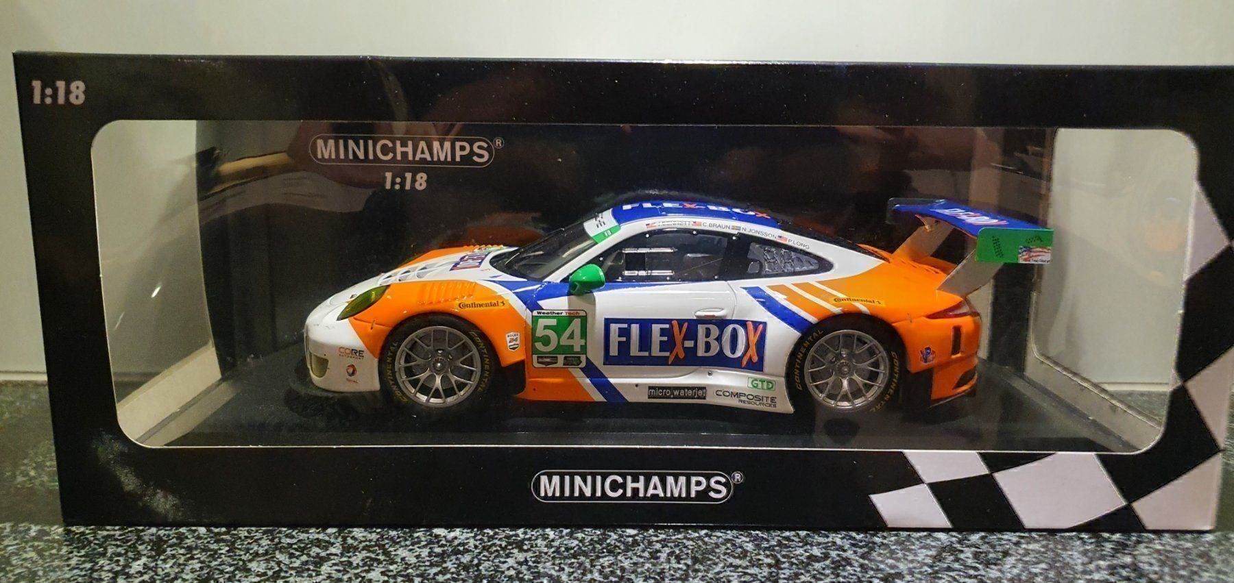 Porsche Modellini d'auto: Porsche 911 GT3 R 1:18 – Nuovo e nell'imballaggio originale da Ballwil venduto da Veyron94
