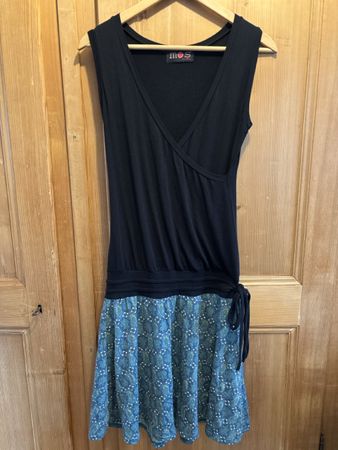 MOS Barcelona Robe M