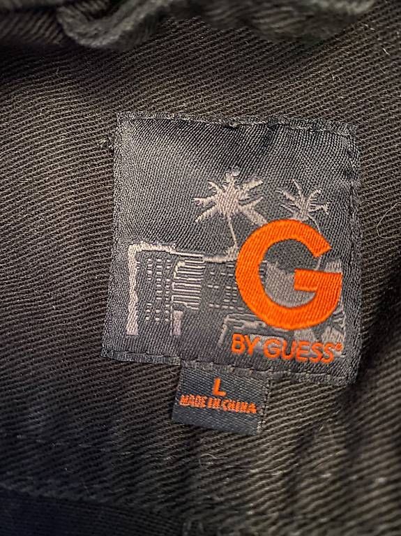 Jacken: Guess Jeansjacke – Gebraucht aus Grossaffoltern von -wabi-sabi 2