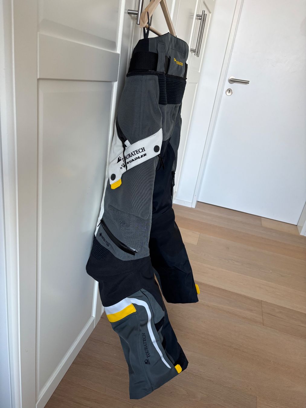 Lotti di vestiti: Motorrad Kleidung Compañero ULTIMATE Touratech – Nuovo (secondo la descrizione) da Immensee venduto da var_hx58 1
