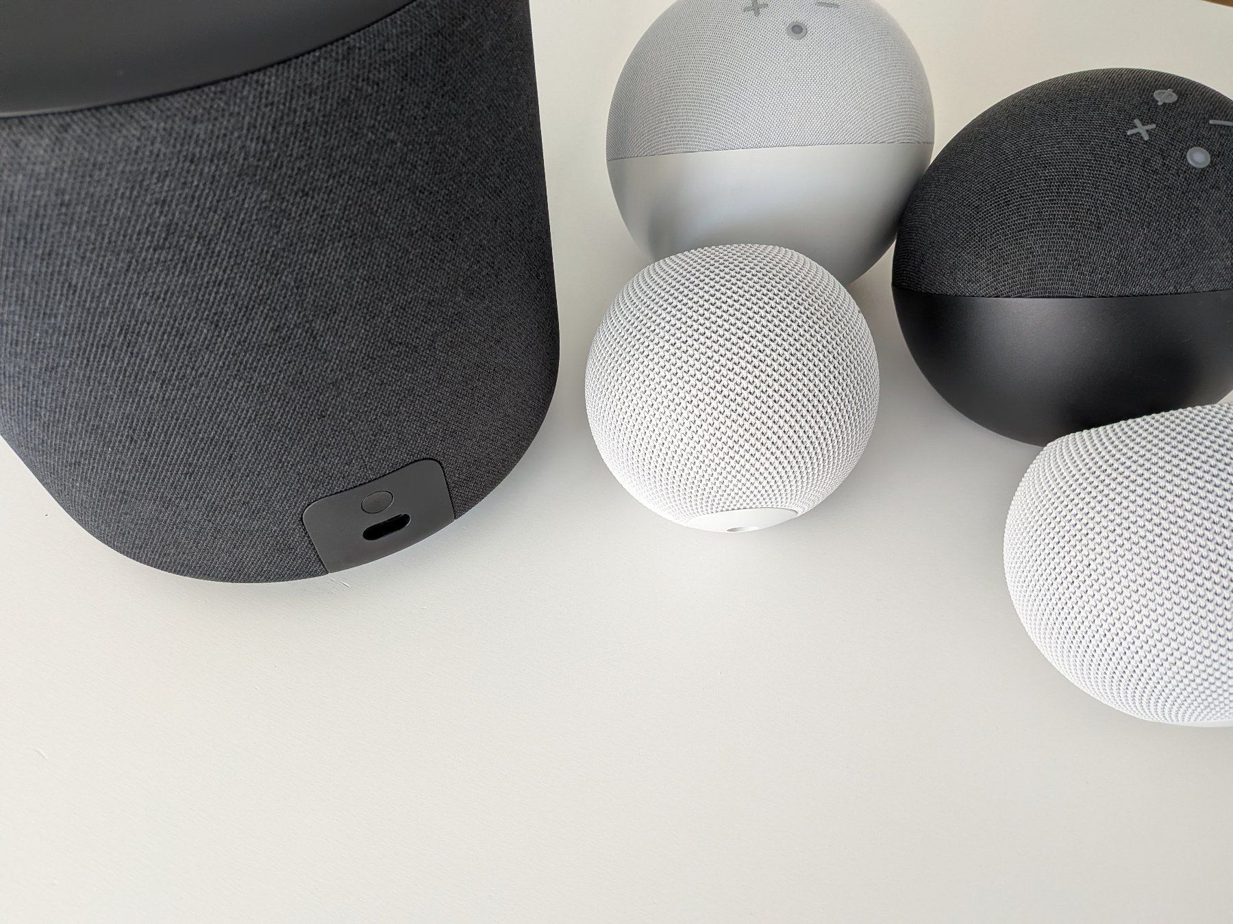 Amazon Casse acustiche: Alexa Lautsprecher 2 Echo, 2 Echo Dot Max und mit 1 Echo Sub – Usato da Wiesendangen venduto da MHGEN68 2
