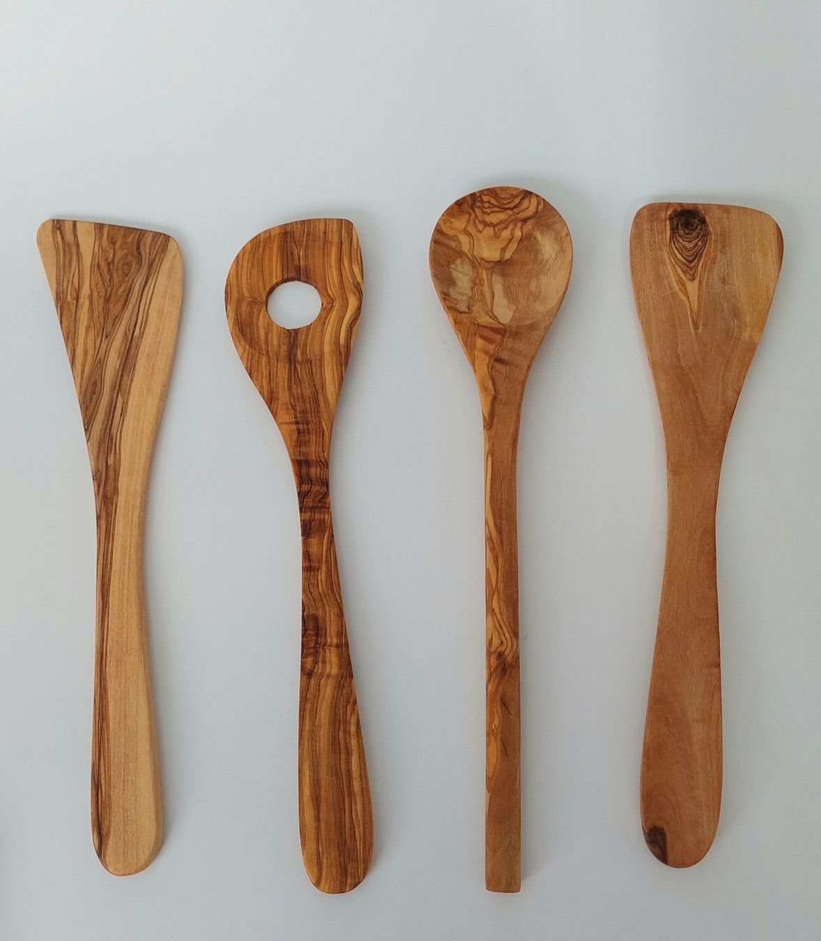 Set di posate: Olivenholz Kellen & Löffel im Olivenholz Behälter – Nuovo e nell'imballaggio originale da Hüntwangen venduto da Elyha 1