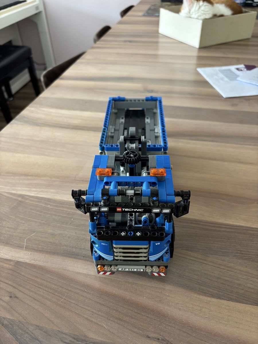 Lego Kit di costruzioni: LEGO Technic Set 8052 Kipplaster – Usato da Fällanden venduto da mrktplace. 3