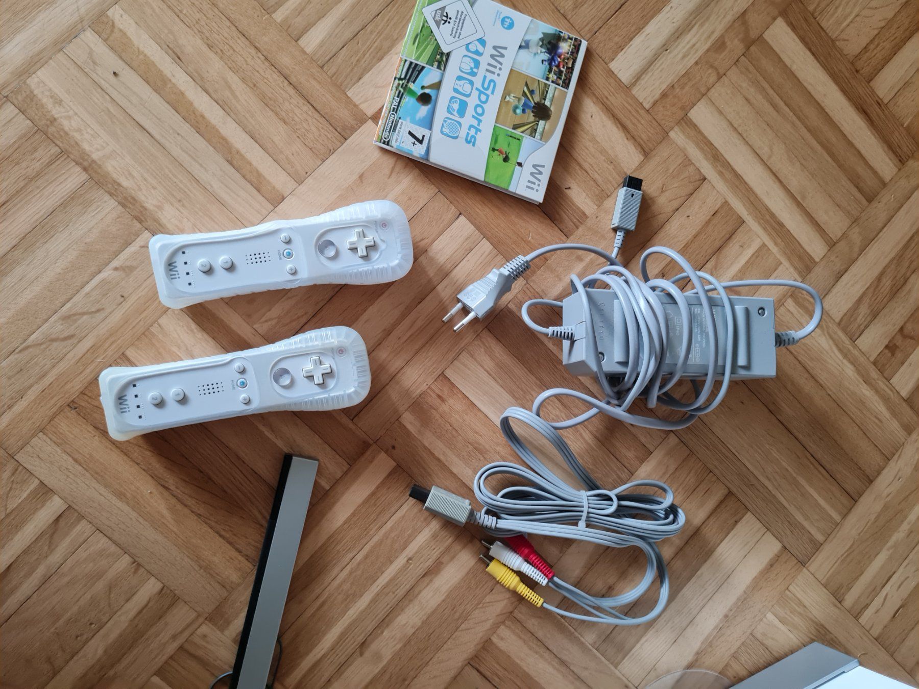 Nintendo Konsolen: Wii Spielkonsole – Gebraucht aus Neftenbach von Sahrlea 2