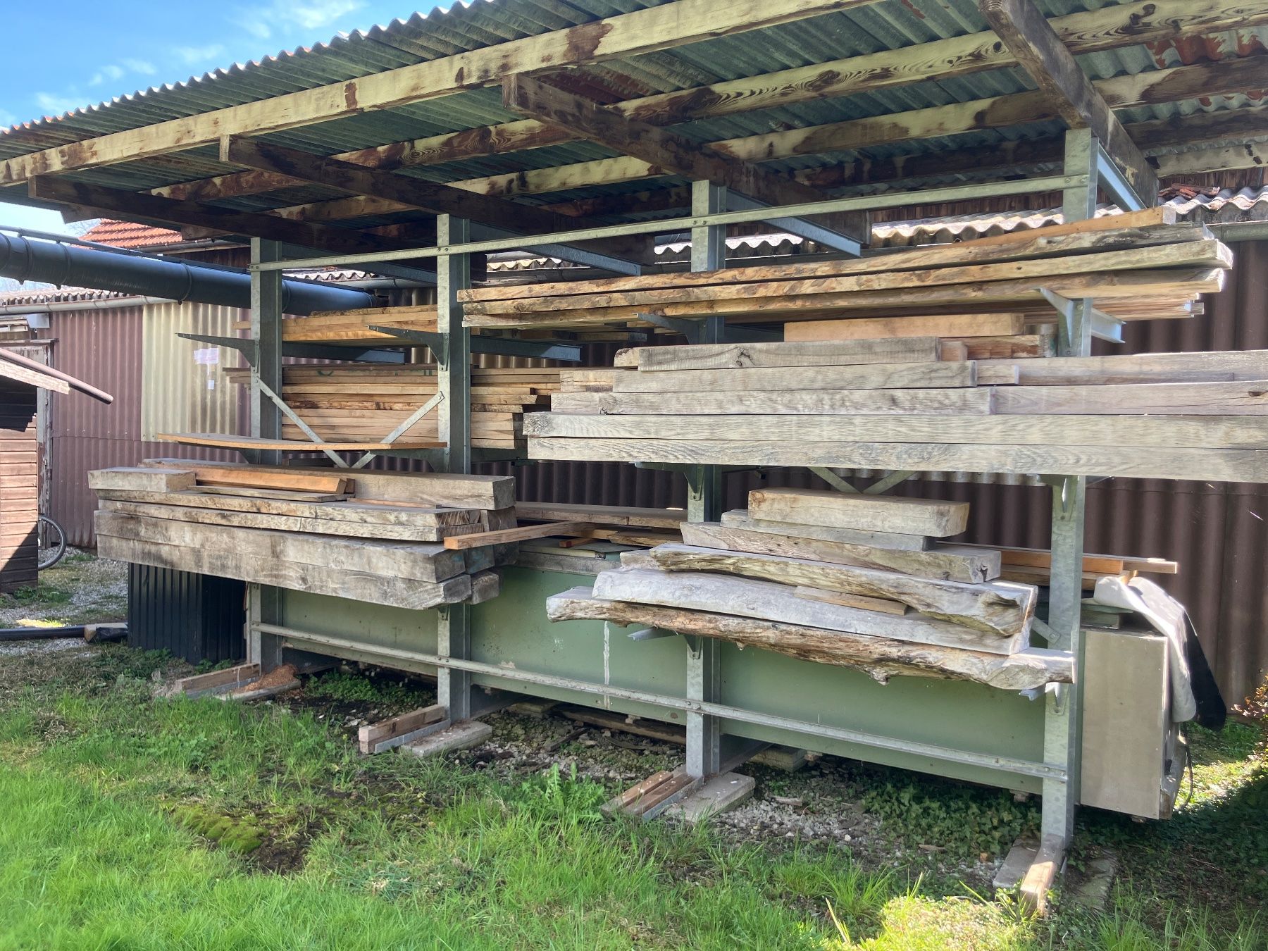 Scaffali: Massives Kragarmregal – Usato da Kägiswil venduto da Matz8