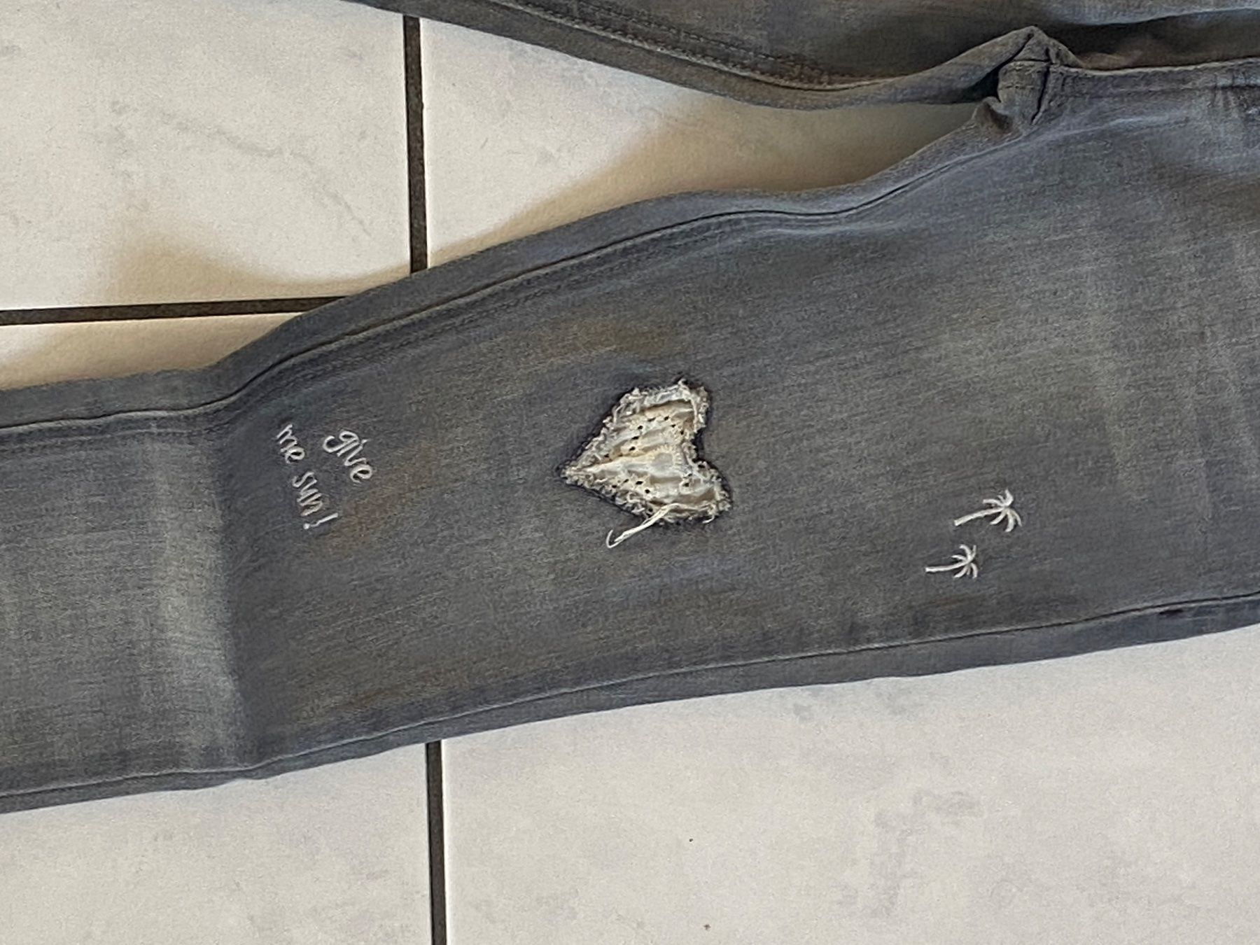 IKKS Pantaloni: IKKS pantalon 12ans/152cm – Nuovo (secondo la descrizione) da domdidier venduto da picolo99 1