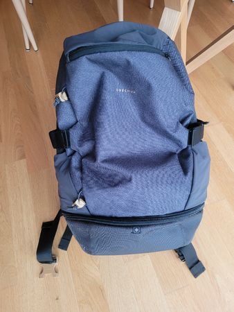 Quechua Wanderrucksack Arpenaz anthrazit