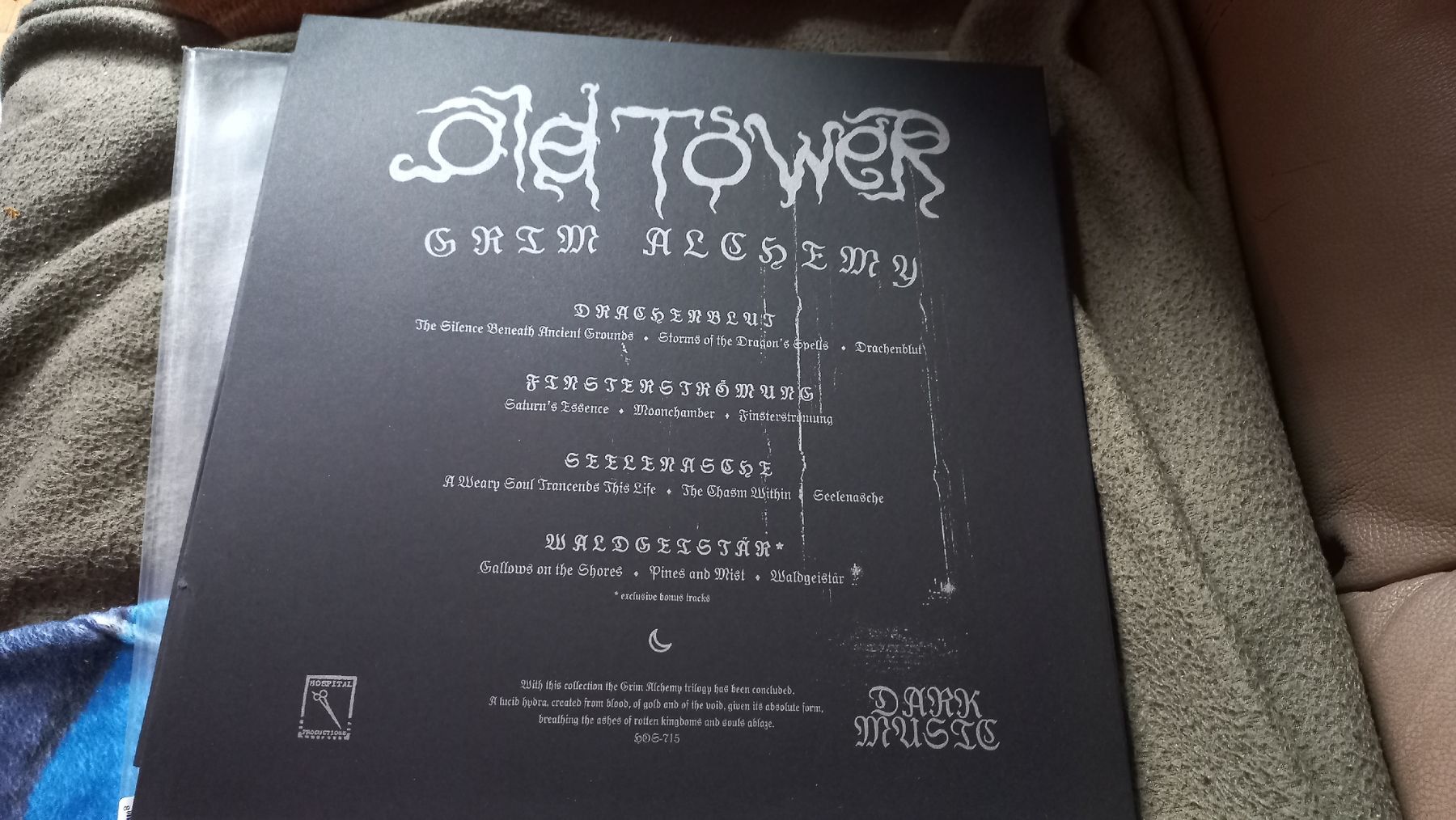 Dischi in vinile: Old Tower-Grim Alchemy Clear Splatter LP Vinyl Dungeon Synth – Usato da Olten venduto da Donatello1984 1