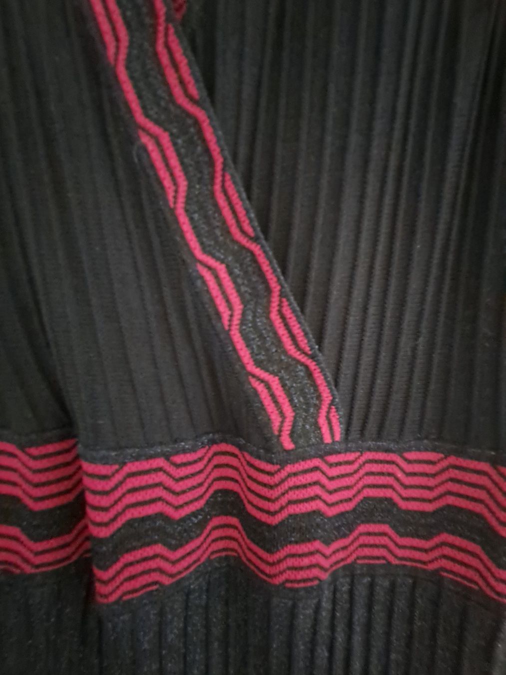 Morgan Vestiti: Robe Morgan noire et rose taille M – Usato da Aubonne venduto da erinrose 2