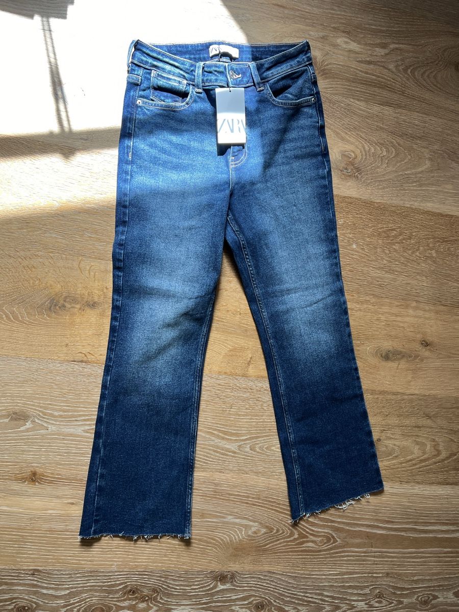 Jeans: Zara jeans – Nuovo (secondo la descrizione) da Moudon venduto da patricia115