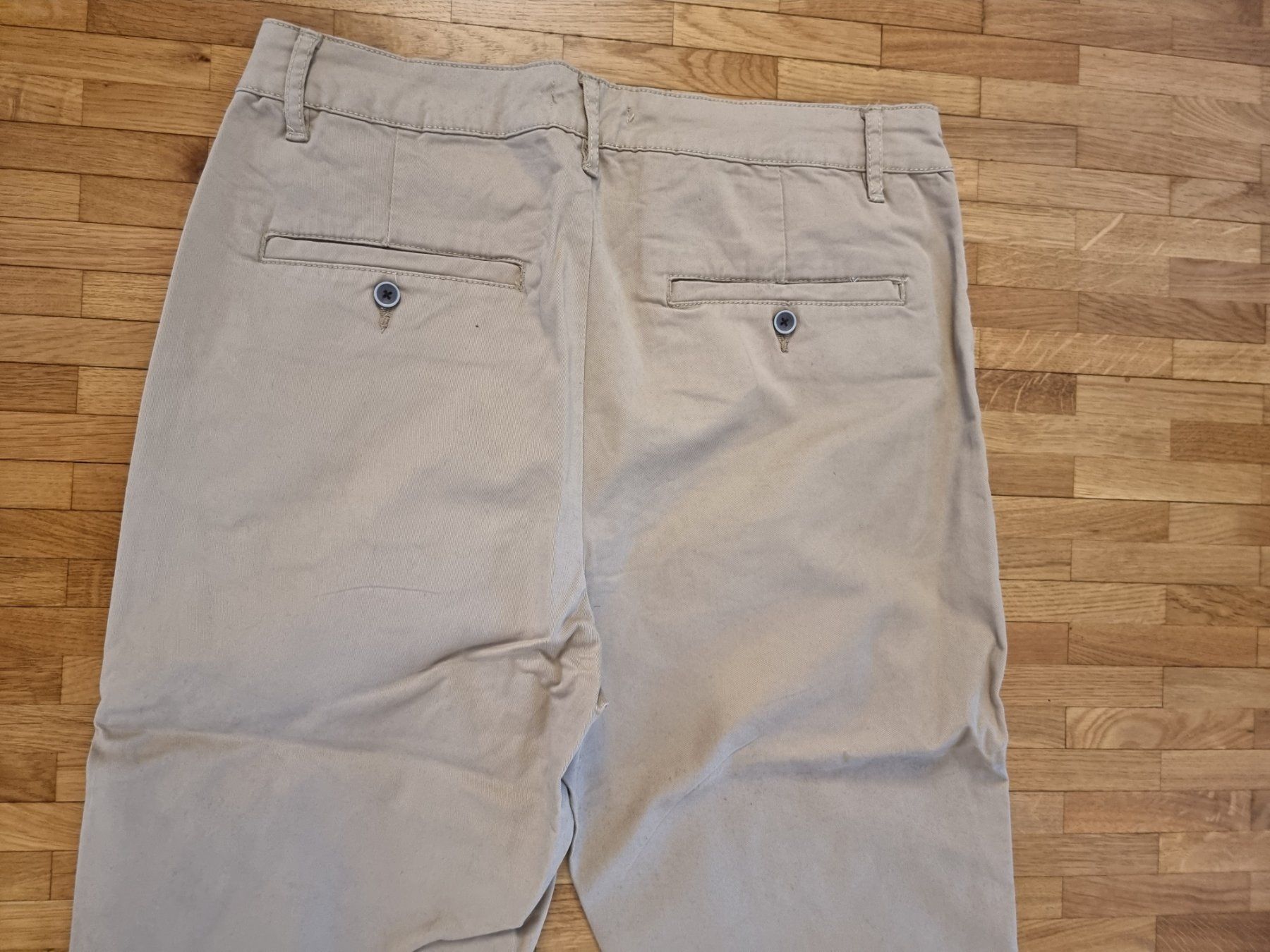 La Redoute Pantaloni: Pantalon garçon beige la Redoute – Usato da Veyrier venduto da Leilazizou 2