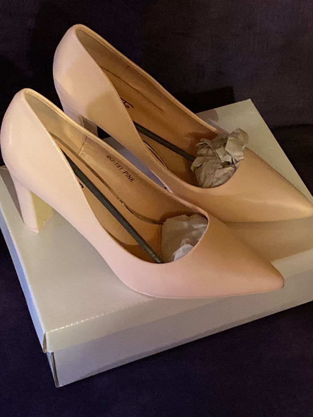 Damenschuhe: DAMEN SCHUHE PUMPS-ROSA – Neu und originalverpackt aus Meienried von ManuelaBoutique 1