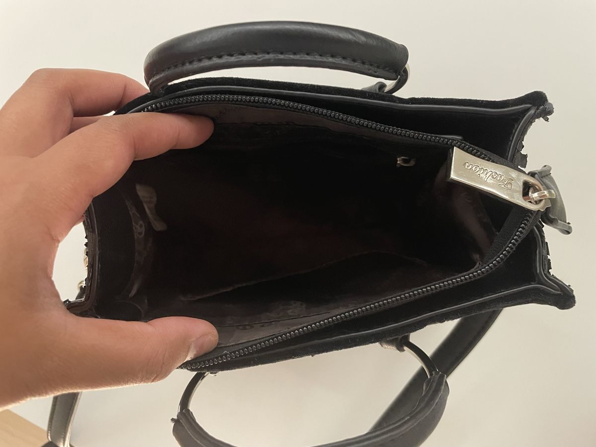 Borse da donna: SCHWARZE HANDTASCHE MIT STICKEREI – Usato da Ziefen venduto da Elar_store 3