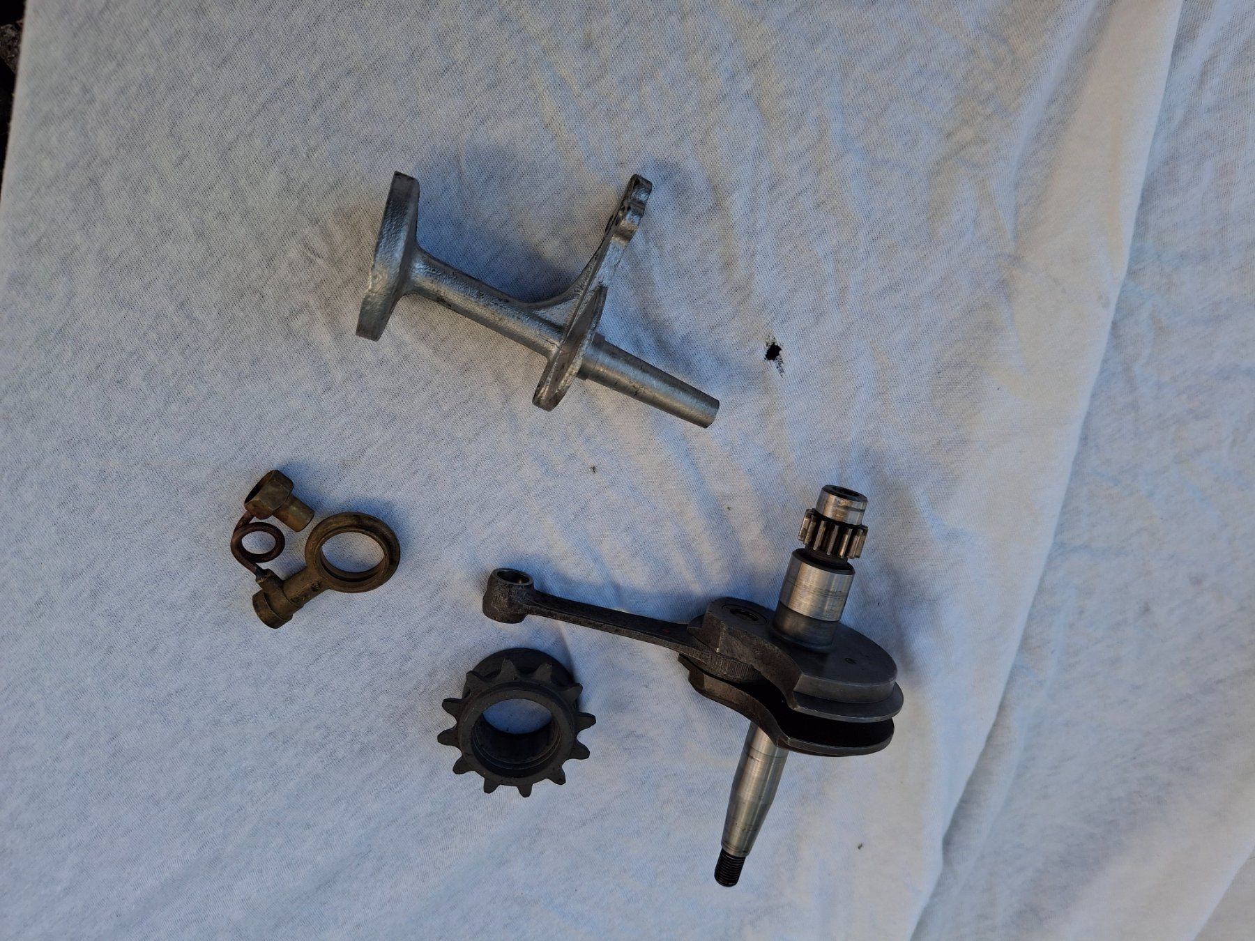 Motom Tutti i ricambio per moto: OLDTIMER MOTOM 48 NOS NEUE ORIGINALE ÖLPUMPE – Nuovo e nell'imballaggio originale da Wängi venduto da Toeff85 3