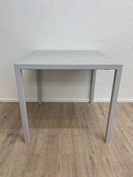 Vermobil Outdoor-Tisch / Gartentisch aus Metall (Hellgrau)