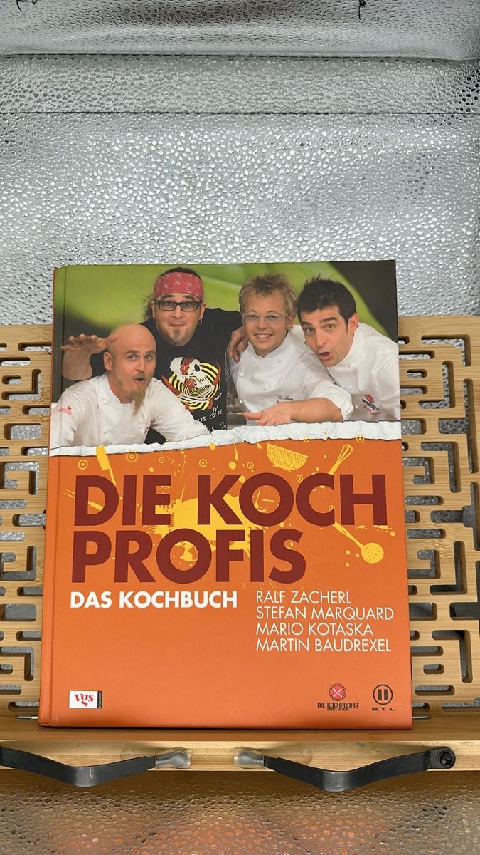 Libri: Die Kochprofis - Das Kochbuch – Usato da Celerina/Schlarigna venduto da golfrolf2