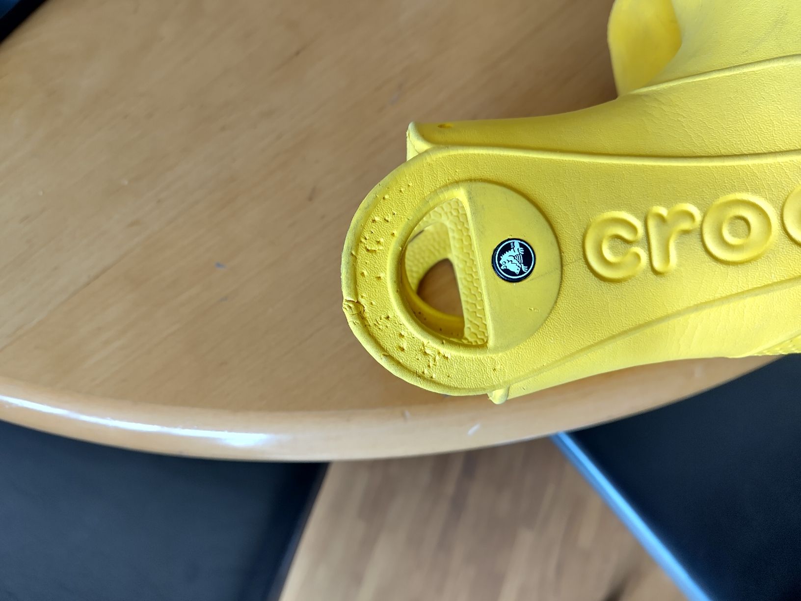 Crocs Chaussures garçon: Crocs Regenstiefel gelb Grösse C8, 24-25 – D'occasion à Zürich par wpo_f2qh 2