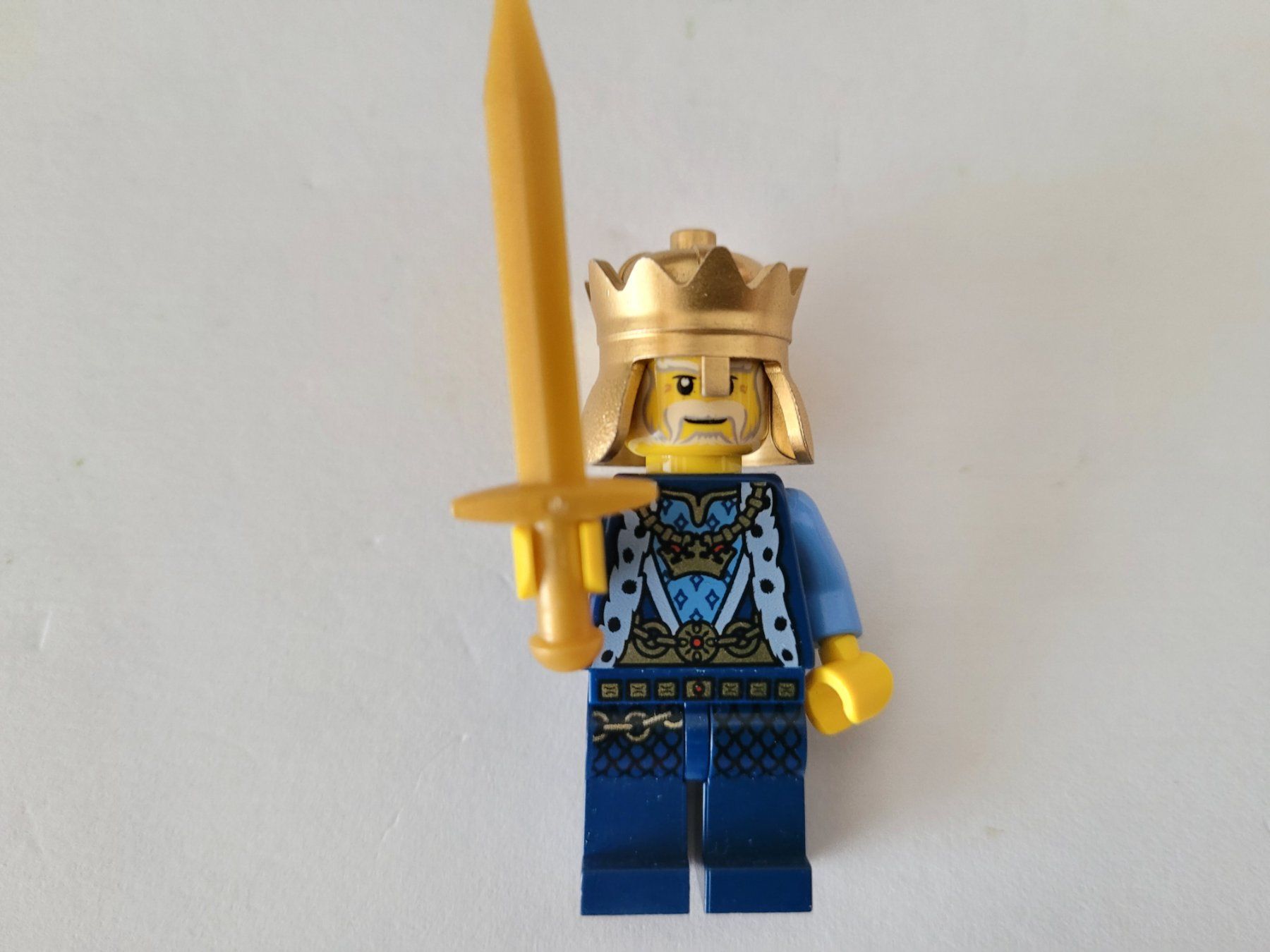 Lego Baukästen: Lego Castle Kingdoms King minifigure – Gebraucht aus La Tour-de-Peilz von