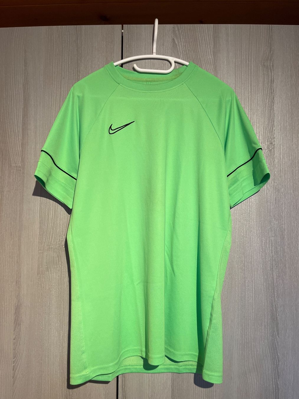 Nike T-shirt: Nike Sportshirts – Usato da Neu St. Johann venduto da GigerEn 1