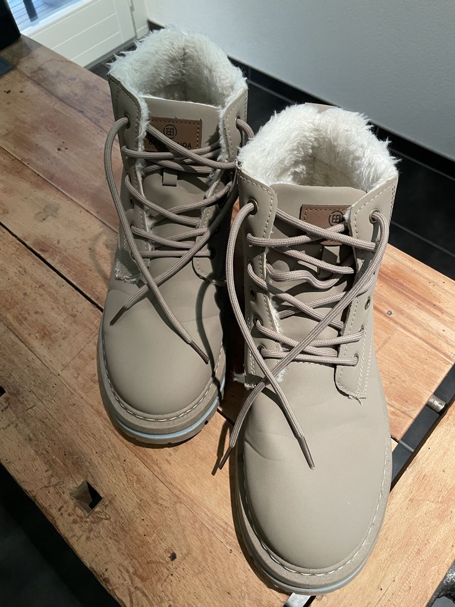 Herrenschuhe: Herrenschuh – Neu (gemäss Beschreibung) aus Büren an der Aare von mii_57vx