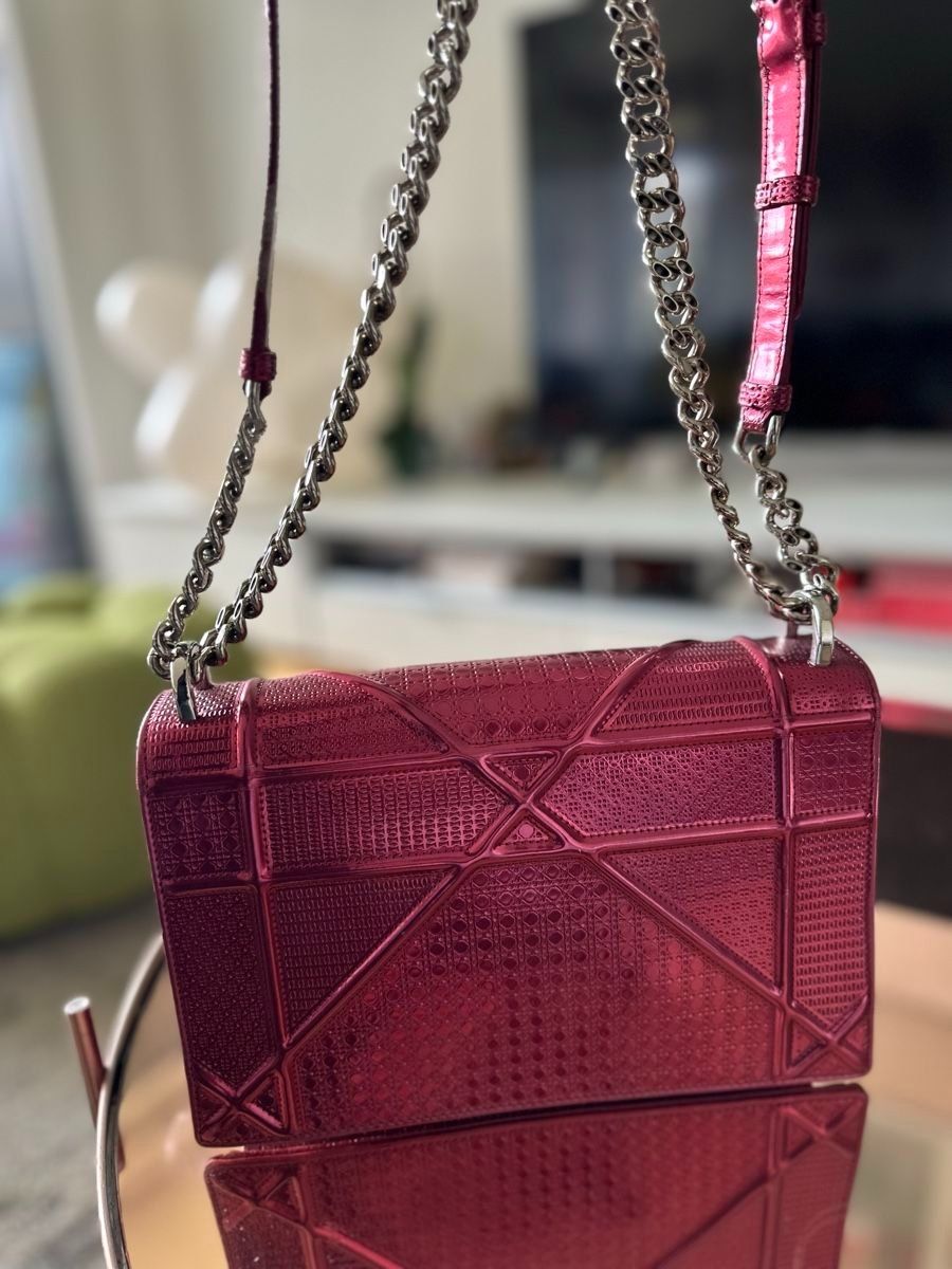 Dior Taschen für Damen: CHRISTIAN DIOR Medium Micro Cannage Diorama Schultertasche – Gebraucht aus Aarau von eretus 5
