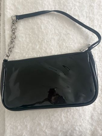 Kleine schwarze Tasche