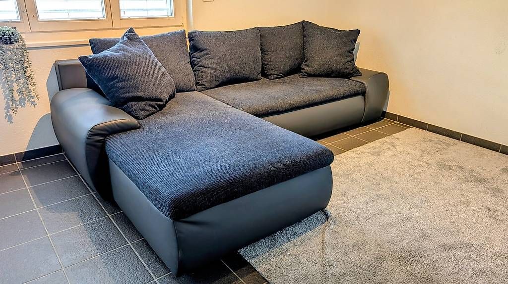 Divani: Sofa ausziehbar – Usato da Subingen venduto da Rusti79