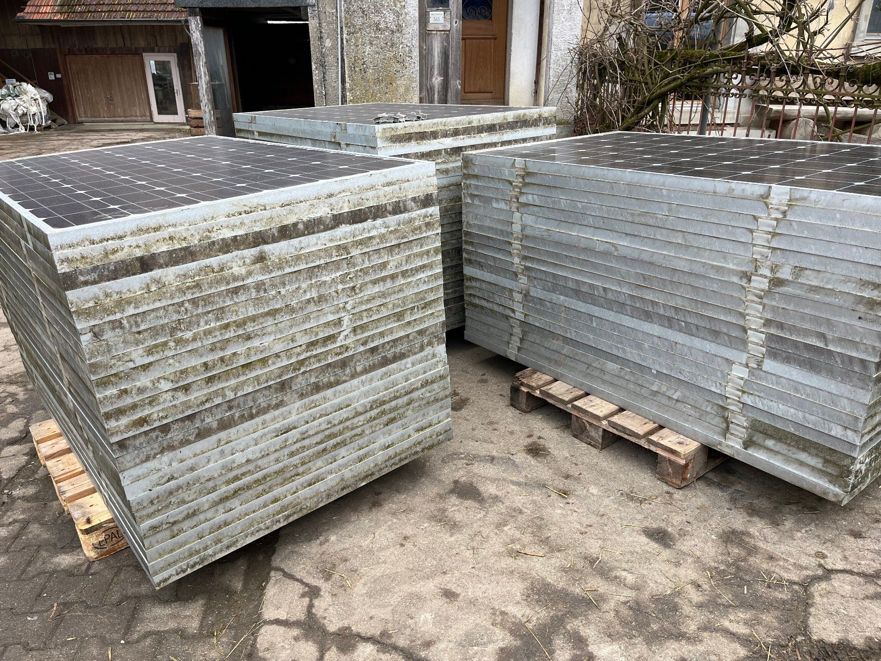 Dispositivi a energia solare: 230 W Solarmodule gebraucht, Eurener MEPV230 – Usato da Tägerwilen venduto da Schwarz-Markt 1