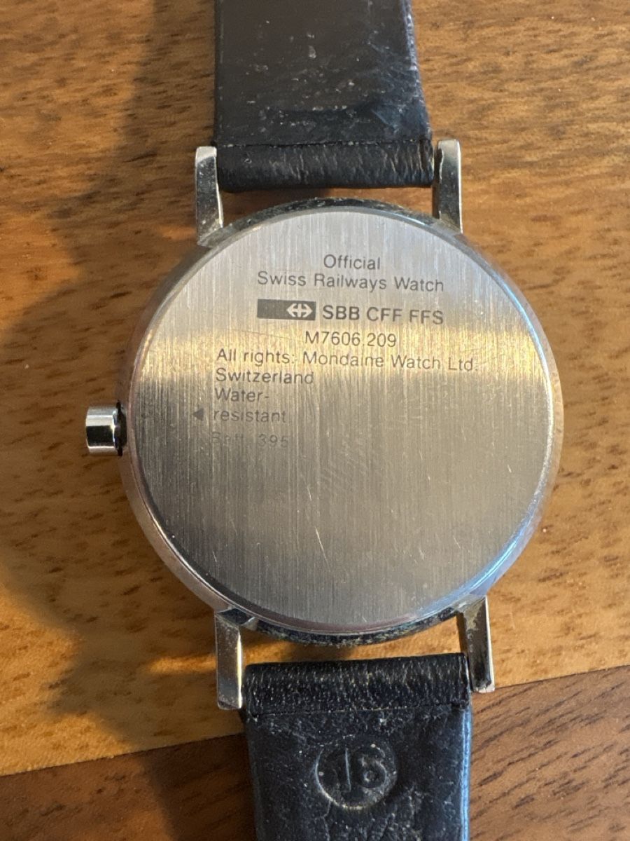 Mondaine Orologi: SBB CFF FFS Uhr weiss Lederband gebraucht – Usato da Oetwil am See venduto da Aldox108 1