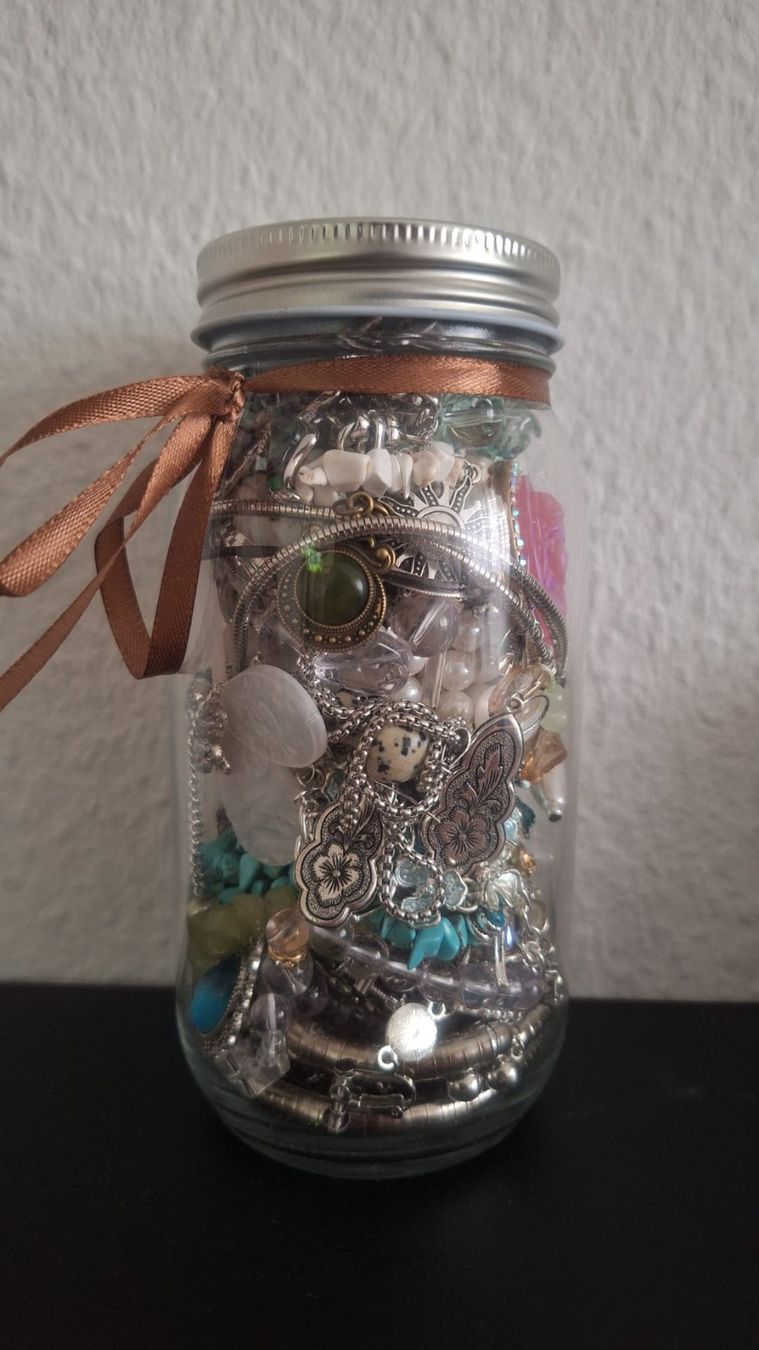 Altri gioielli: Mystery Jewelry Jar – Nuovo (secondo la descrizione) da Zürich venduto da Nexaro 3