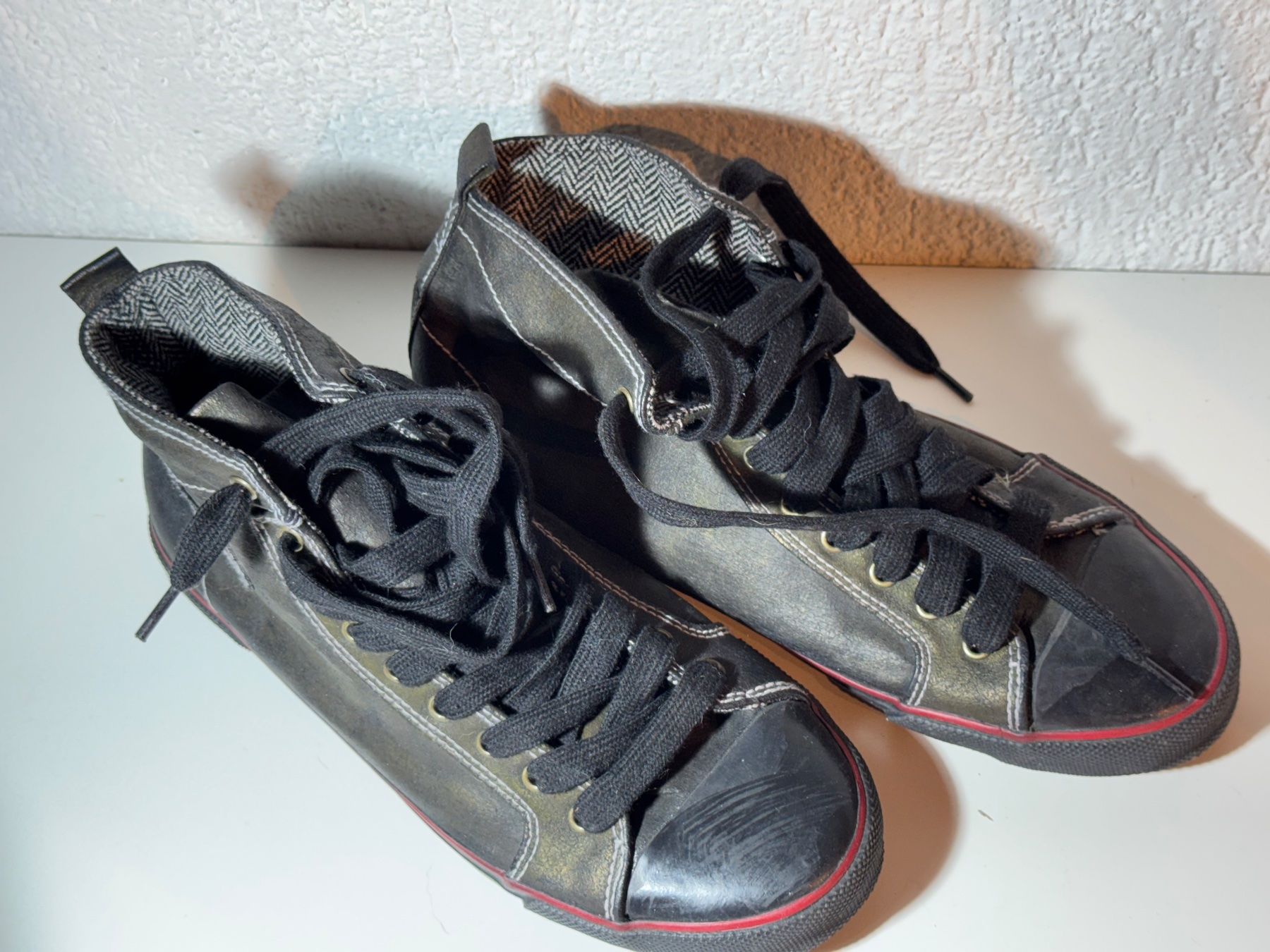 Herrenschuhe: Sneaker von Bigstar ca Gr. 39 – Gebraucht aus Grosswangen von shoes.bags.and.co 1