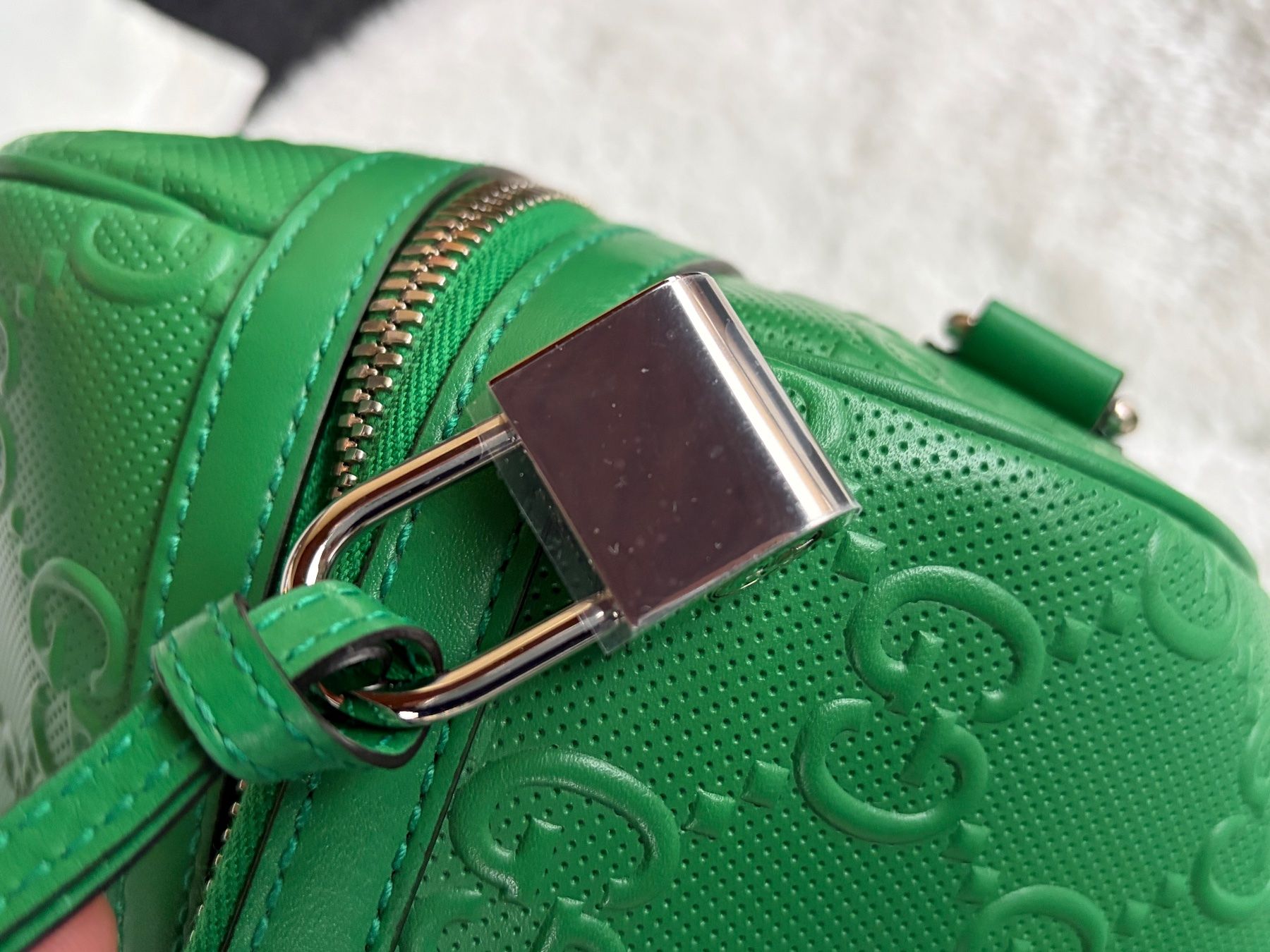 Gucci Borse: GUCCI HANDTASCHE WEEKENDER SONDERFARBE NEU – Nuovo e nell'imballaggio originale da Rütihof venduto da elcheffe81 9