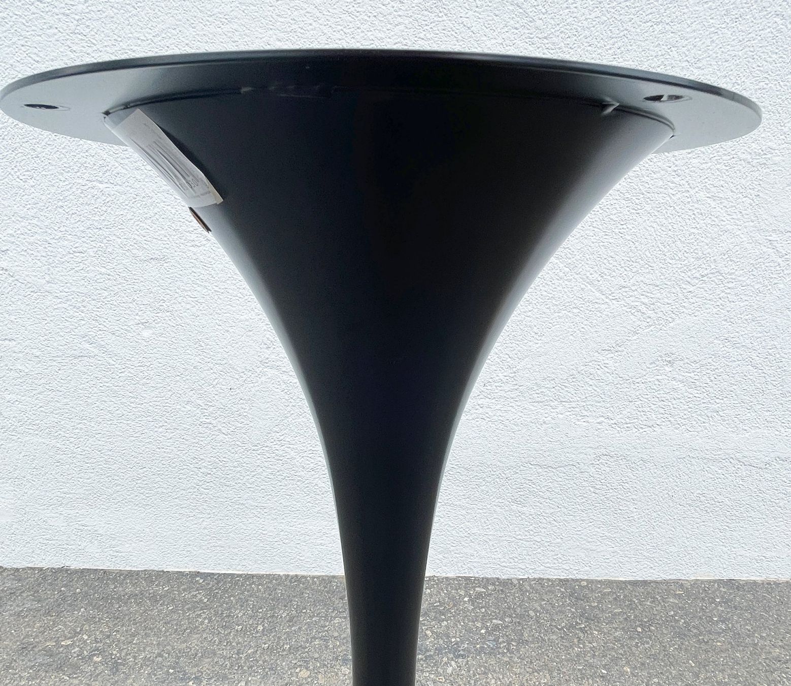 Altri mobili: Tulpenfuss Schwarz von KARE Design – Nuovo e nell'imballaggio originale da Chur venduto da elifornico 4