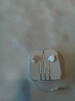 Apple In-Ear Kopfhörer mit Fernbedienung/Mikrofon neu
